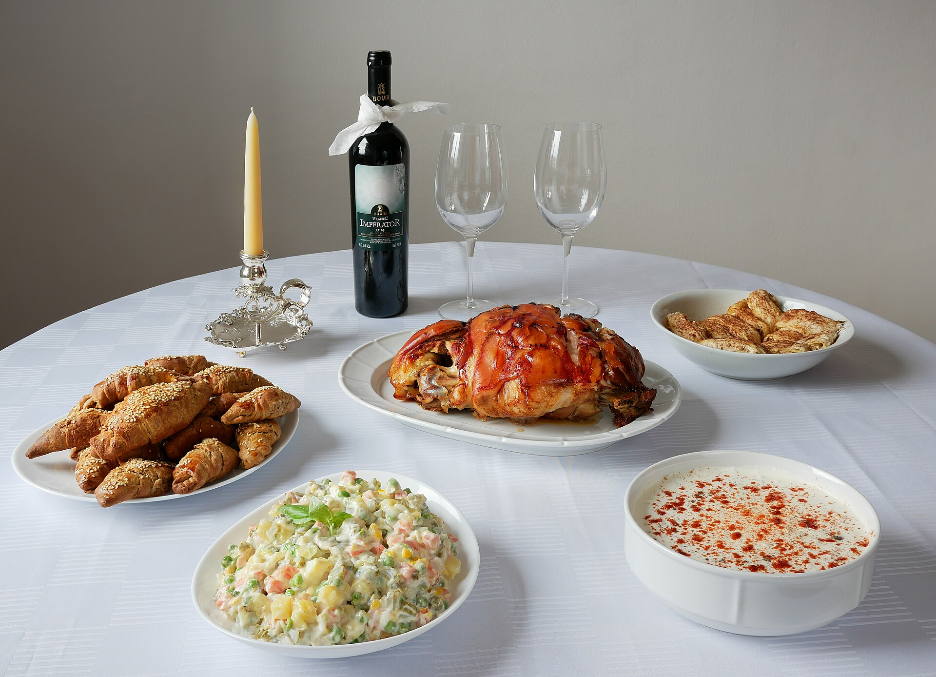 Table Manners Across Asia: What’s Polite in One Country and Rude in Another